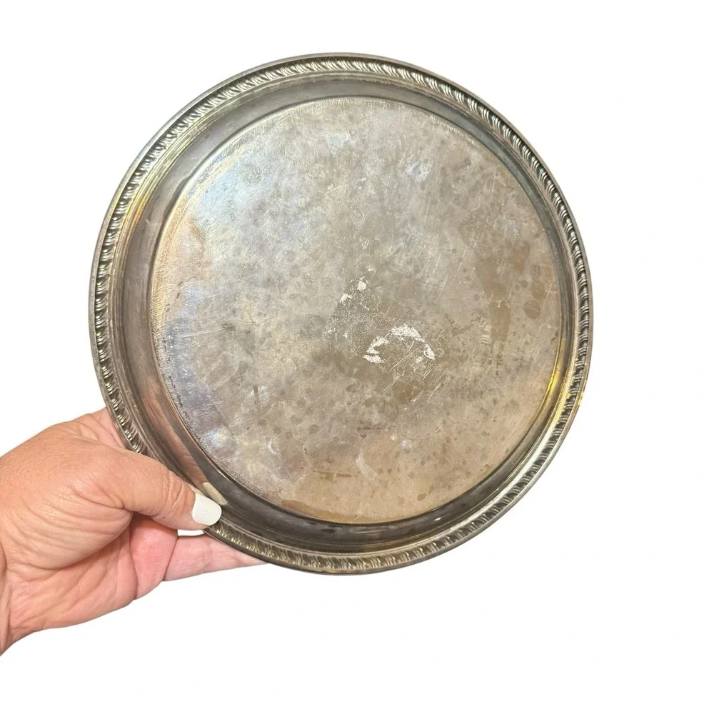 Vintage Wm Rogers MFG Co Silverplate Platter Serving Tray Ornate Engraving 0870